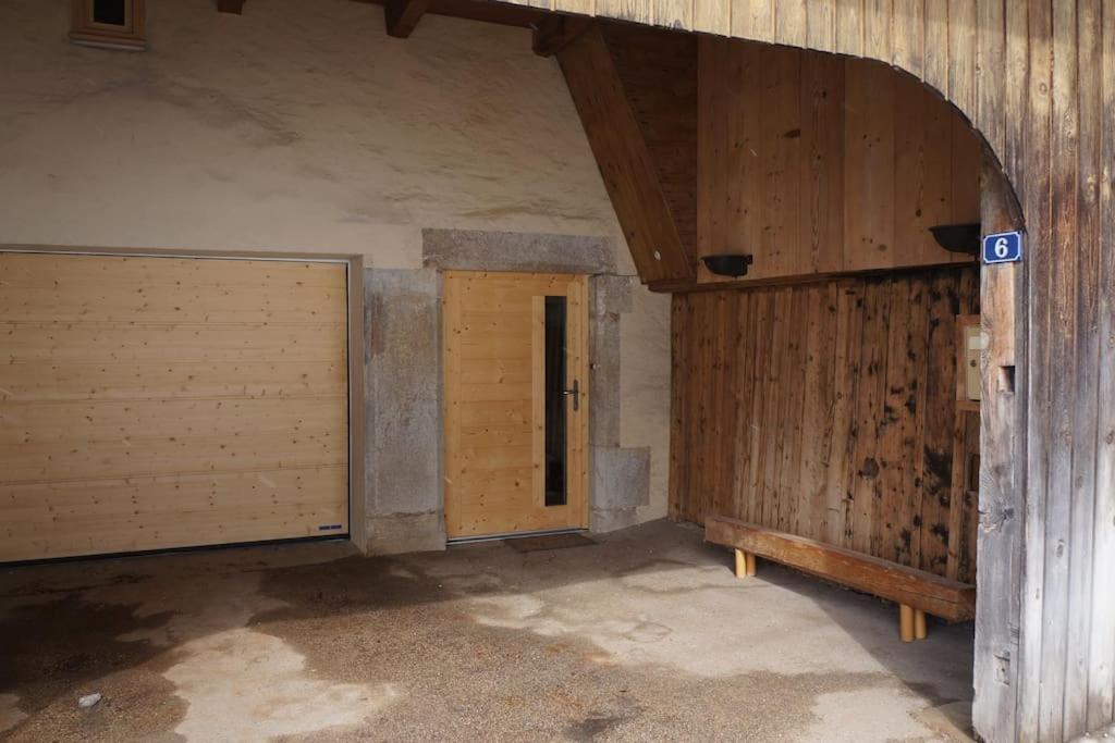 Ancienne Ferme Comtoise 4 Etoiles, 11 Personnes Lac St-Point/Mont D'Or Montperreux Bagian luar foto